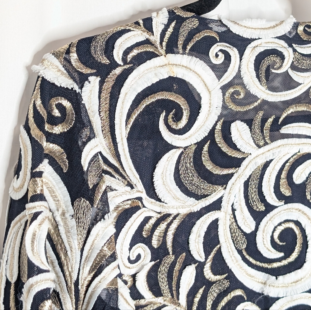 Chico's Travelers Collection Scrolled Bomber Jacket Size 1 - Picture 5 of 7